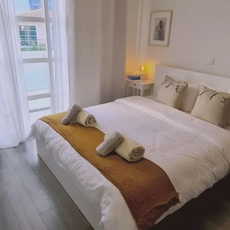 29 LIM - Downtown Retreat Отели в г. Агиос Афанасиос