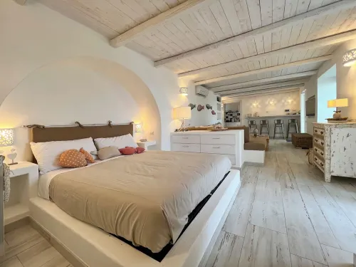 Romantic 10 mins from the beach