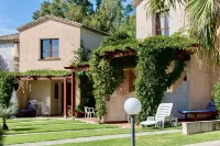 Residence Con Piscina a 250 mt Dal Mare - 3성급