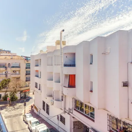 SL Marbella