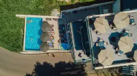 Capo Verde Hotel Batumi - Pools