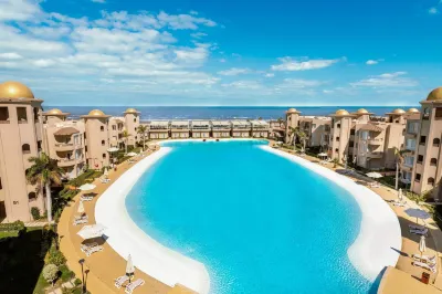 Marom Port Said Resort Hotel di 