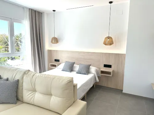 Almar 52 Suites