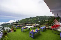 Gostops Mussoorie, Library Road