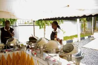 Mojoh Inn Hotel Hotels in Sega