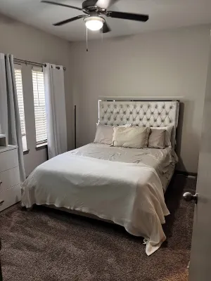 Cozy 1-bedroom Home Away from Home in amazing Euless with AC, WiFi, & Amenities