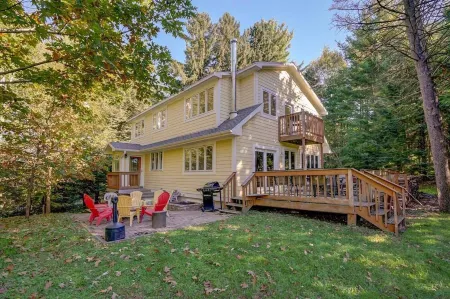 Conveniently Located just off University Avenue on Madison's West Side Отели рядом с достопримечательностью «Висконсинский университет в Мадисоне»