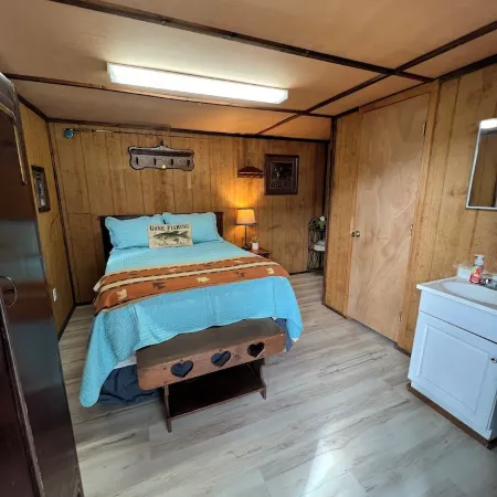 Hilltop Hideaway on Lake Darbonne