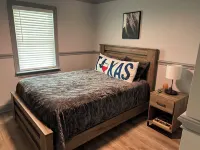 Spacious 4-bedroom house with Hot Tub in beautiful Balch Springs with AC, WiFi