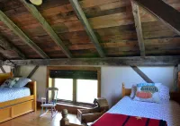 Luxury Barn Retreat . Year-Round Scenic “Park Like”Paradise.