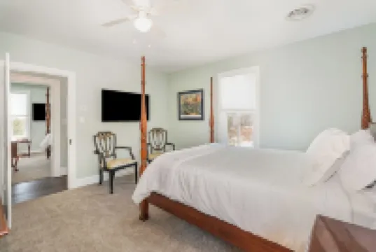 Historic 4-bedroom house in Gettysburg with AC, WiFi, walk to sites