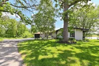 Inspirational nature backdrop. End of the road beside the woods. Hotels in Delavan