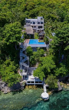 The CLiffhouse Samboan Отели в г. Samboan