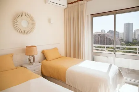 Cosy 2 bedroom apartment near the Praia da Rocha Отели рядом со станцией Portimao