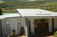 Waterviews and relaxation Hotel a Haruru
