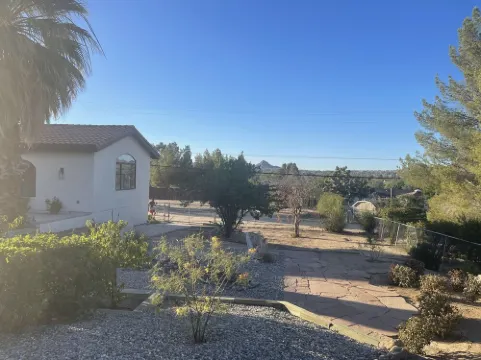 INDOOR SWIMMING POOL AND VERY SPACIOUS AND LUXURY