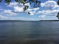 Great! 5 Stars! Family friendly quiet bay swimming boating fishing