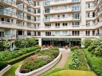 Paris15 Terrace Parking, 1Bedroom, Sleeps 4