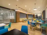 Holiday Inn YEREVAN - REPUBLIC SQUARE by IHG Hotel berhampiran Dataran Republic