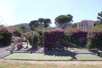 Cap Esterel T2  Air CO, Sea View, Ground Floor, Terrace, Garden & Parking - Kitchens
