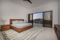 Luxury 4 Bedroom Oceanview Villa w/breathtaking views : Gated Resort Community!