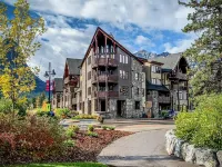 Gorgeous Luxury Mountain View Condo