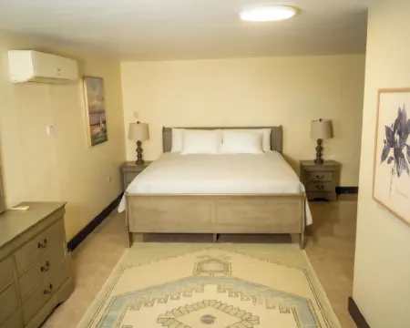 North Ritz Villa - 2 Bedroom on 1st Floor Hotels in Saint Ann’s Bay