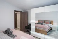 Appartement Sky Hotels near Perea Beach