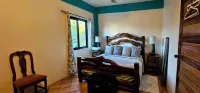 Private Floor Unit-Plunge Pool-WaterFront-Sunset Views-Full Kitchen-Quiet Area