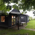 Unique Cottage at the lake IJSSELMEER Hotels in Andijk