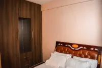 Safari Rental Homes near Hyrax Museum  호텔
