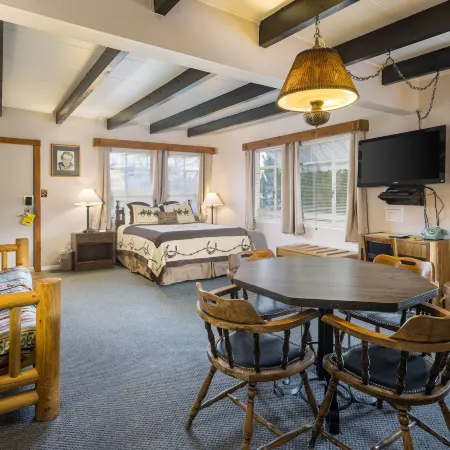 Apache Motel