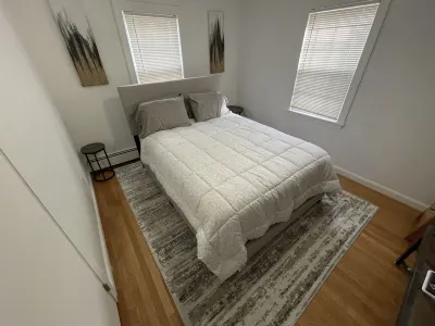 Boston’s Best! Free parking! 2 Bdrm apt with backyard, patio and parking Hotels near T-Mobile