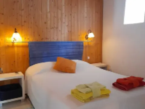 In Portugal, in the Algarve, Pretty Villa in Monchique, With Private Pool, Hoteles en Monchique