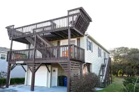 The Cape - Updated home on the east side of the bypass