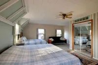 Cozy Corner Retreat - Pool, Sunroom, 0.7 Acres, 5 Minutes to the Beach