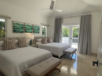 LUXURY VILLA IN TORTUGA BAY Smile Dominicana附近的飯店