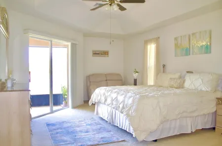 Florida Sunset by the lake