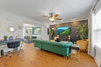 Boho Lux Theme  • 3Br 3.5BA • Near Truist Park, Home of the Braves