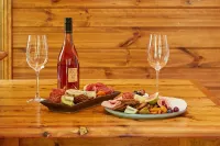 Love in the Mist cabin (new listing) 埃默拉爾德住宿飯店