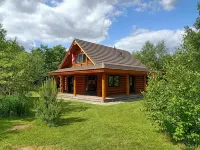 Unique wooden Villa (6p) with sauna in Twente 2 Отели в г. 