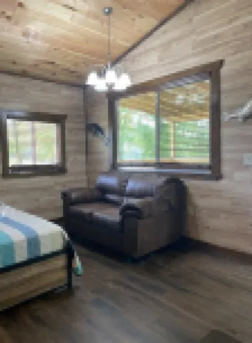 Beautiful Serene Studio Cabin!