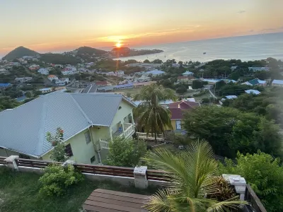 Atlantic Breeze Apartment 3 - Canouan Island Hoteles en 