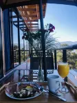 Villa & Cabin @ The Eagle Nest!! Stunning view !! w/fireplace Hotel di Constanza
