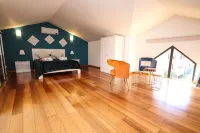 LUXURY APARTMENT - T1 pool view - PRAIA DA LUZ