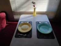 Glamping at it's best! Sleeps 4, Porch w/grill Fire pit Big outdoor living space Hotel a High Point