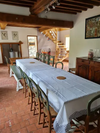 Gîte des Tannières ideal for a successful stay Отели в г. Базош