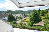 Burg Blens Hotels in Heimbach