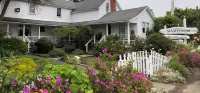 Seagull Inn Hotels in Mendocino