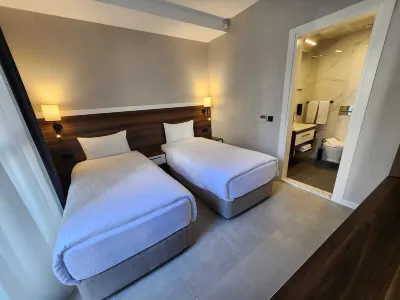 Lulubay Rooms & Suites